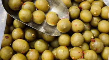 Sấu Bao Tử Chua Cay – Món Ngon Gây “Nghiện” Không Thể Bỏ Qua 